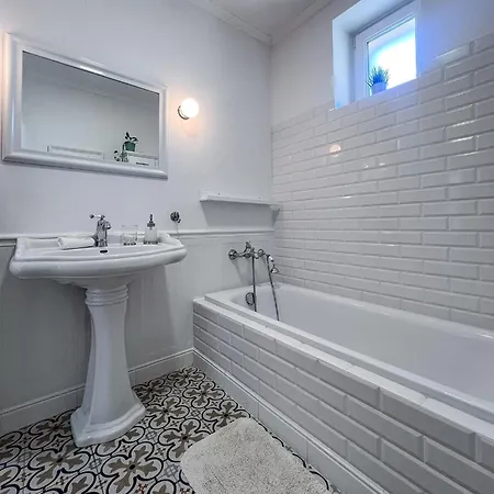 The Castle Spot -2bd * Bratislava